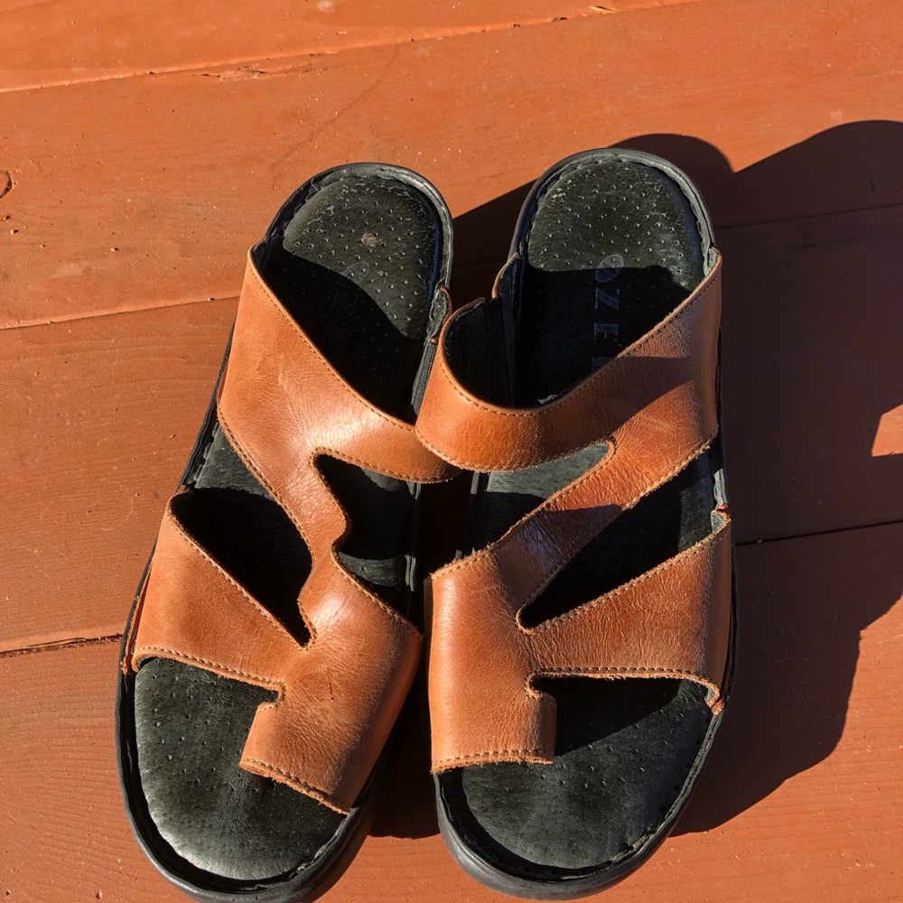 Zeeta Sandals Open Toe With Toe Loop - image 3